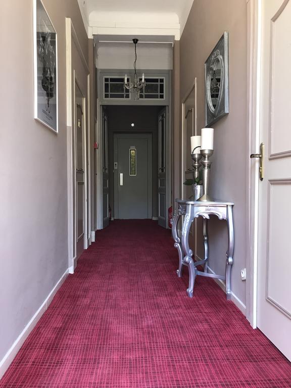 Hotel Oxford 戛纳 外观 照片