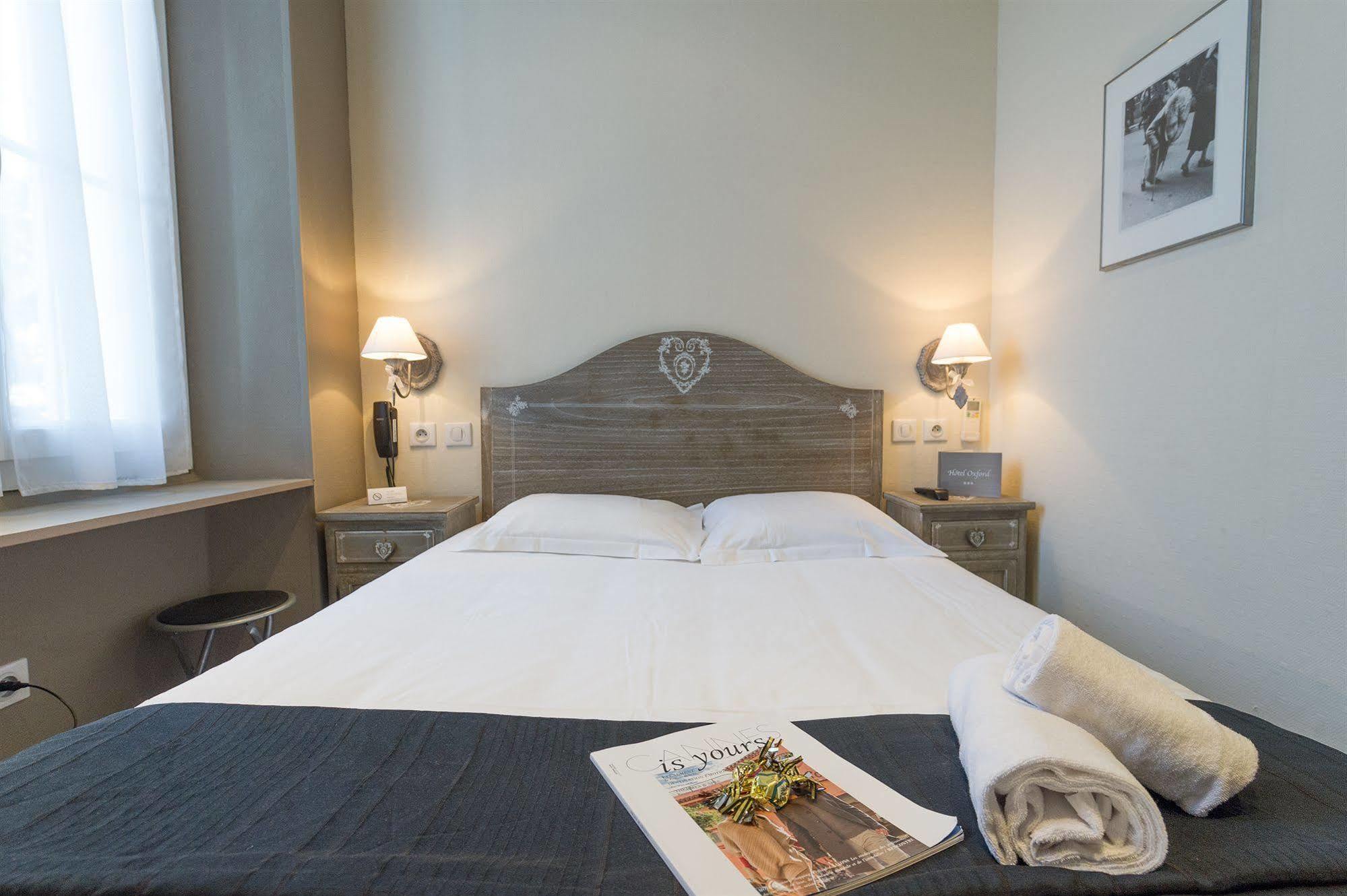 Hotel Oxford 戛纳 外观 照片